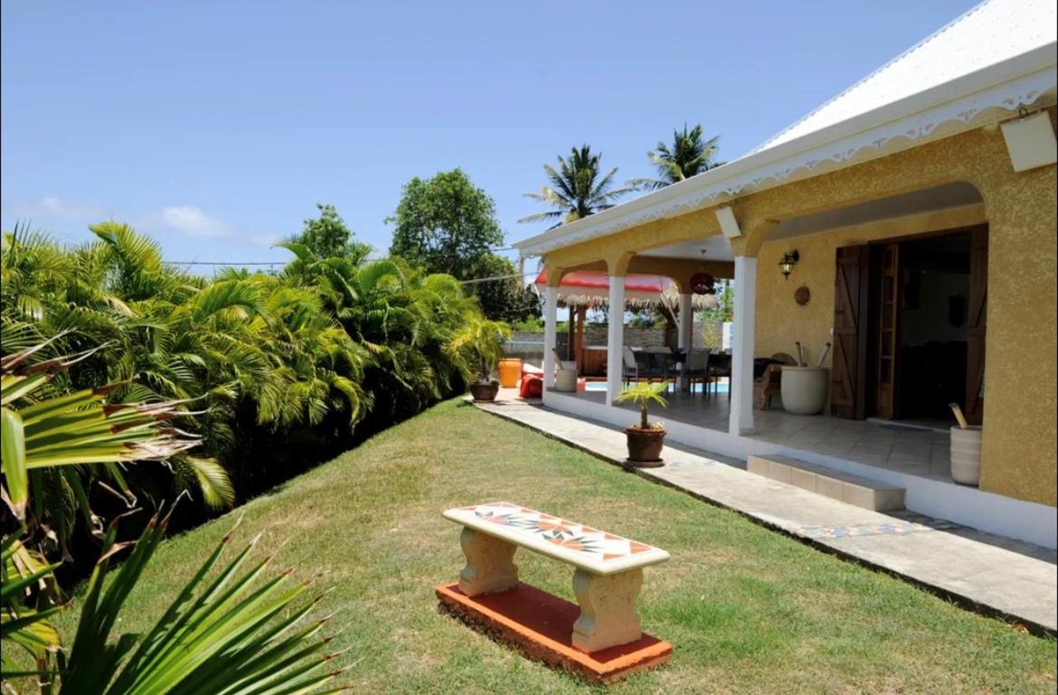 Villa La Baie Des Bambous Le Moule Exterior foto